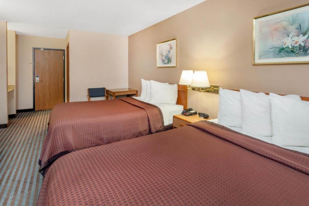 Standard Double Room with Two Double Beds - Non-Smoking