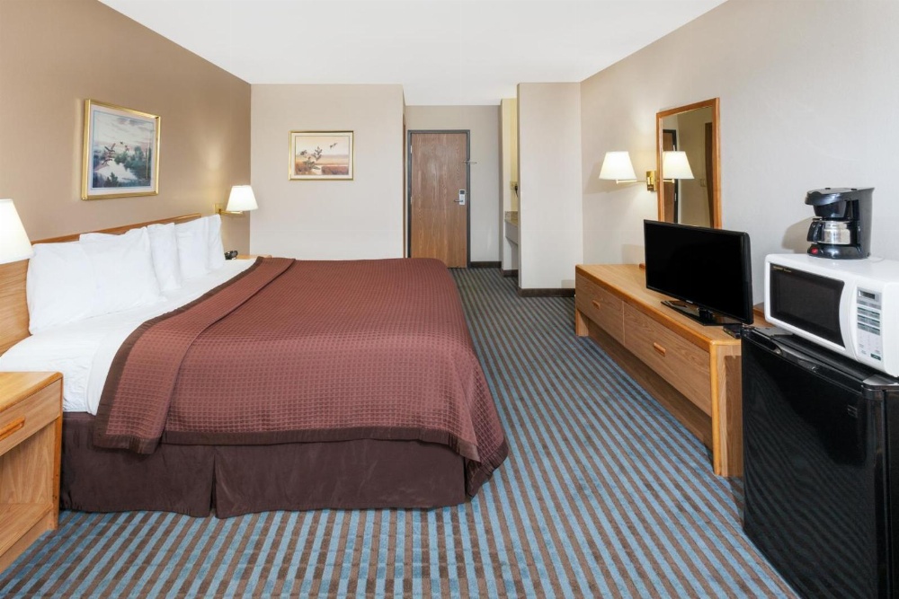 Days Inn by Wyndham Charleston Main image